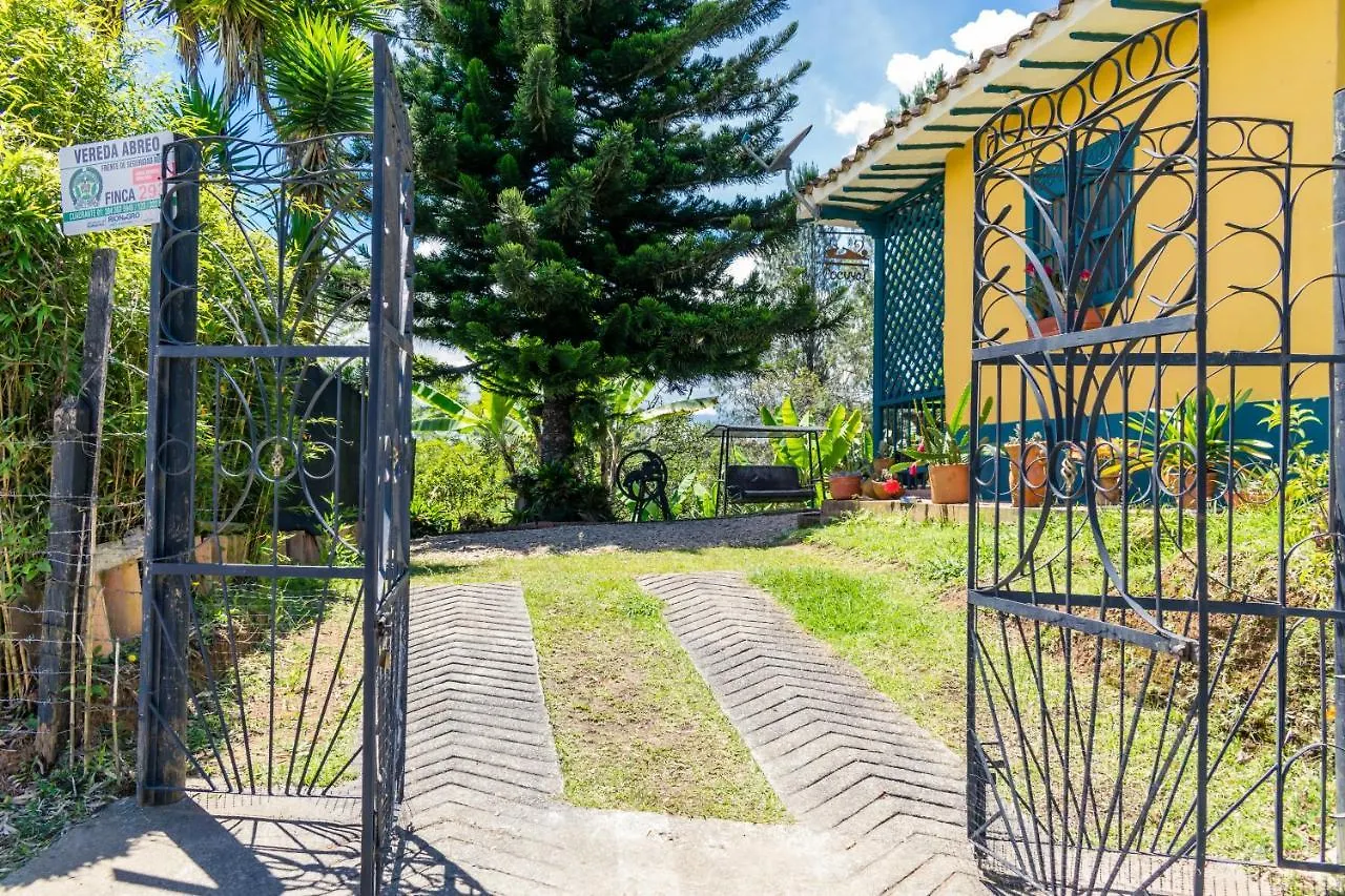 Сasa de vacaciones FINCA COCUYAL...todo un pesebre VIVO! Rionegro Colombia
