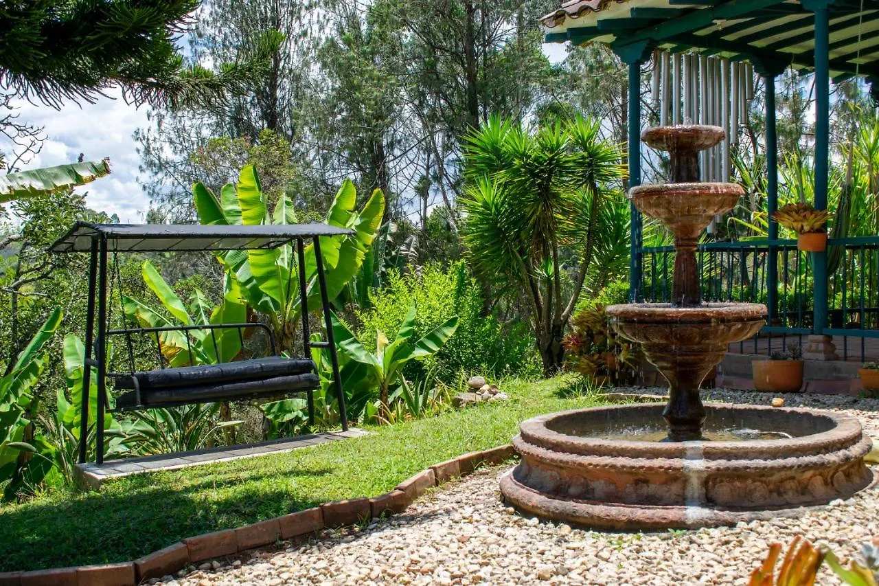 FINCA COCUYAL...todo un pesebre VIVO! Rionegro