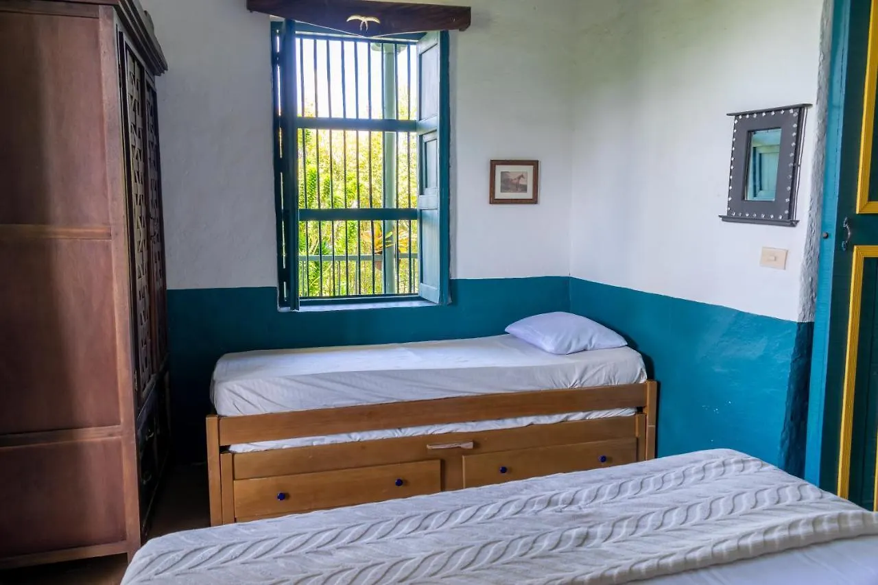 Сasa de vacaciones FINCA COCUYAL...todo un pesebre VIVO! Rionegro